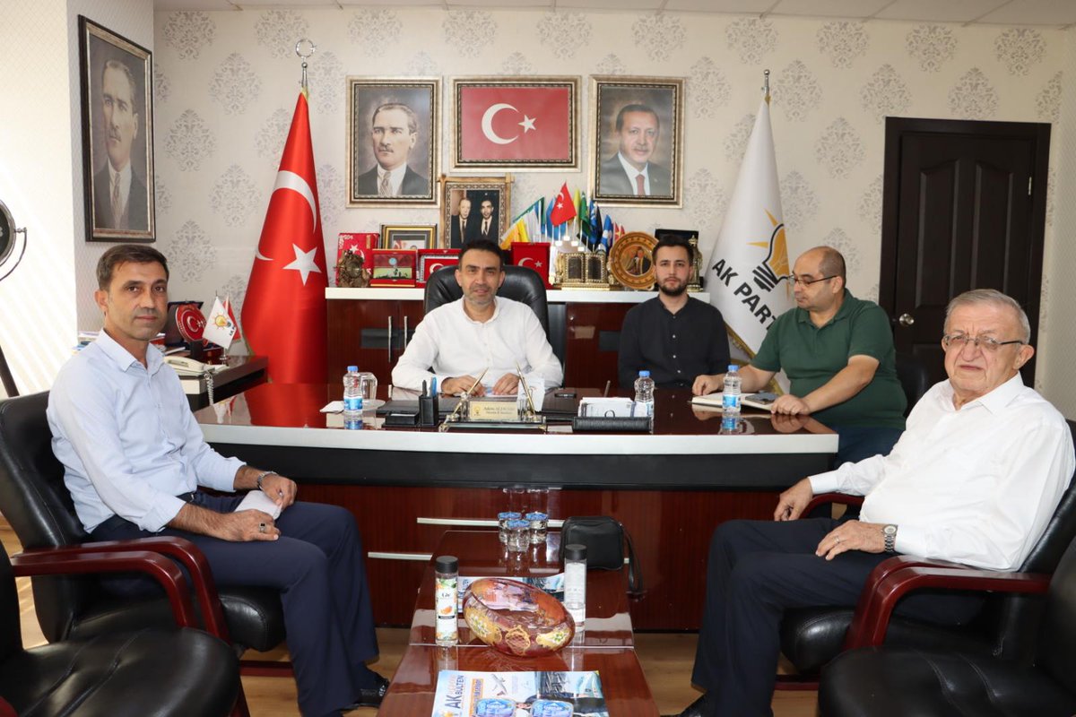 📍AK Parti Mersin İl Başkanlığı 

AK Parti Mersin İl Başkanımız Sayın Adem Aldemir Başkanımızla; Bozyazı'mız için yapılacak projeler ve hizmetler noktasında istişareler de bulunduk.
Bozyazı'mızın geleceği için desteklerinden dolayı kıymetli İl Başkanımıza teşekkür ediyorum.