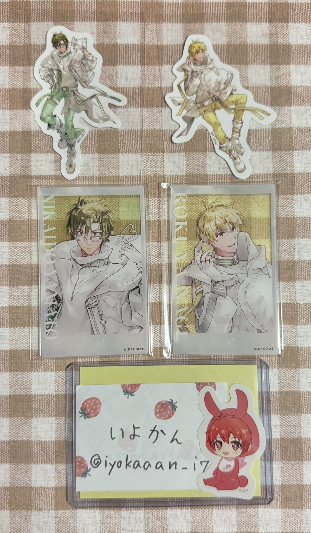 アイドリッシュセブン 七瀬陸 LEADiNG TONE缶バッジ 特典 ステッカー