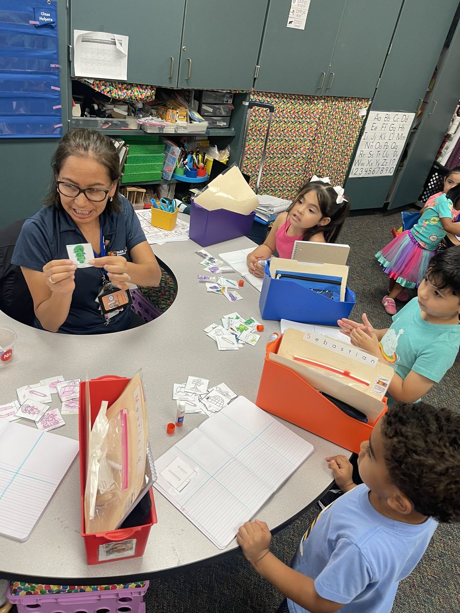 Mrs Lauren Thomas-Austin tweet media