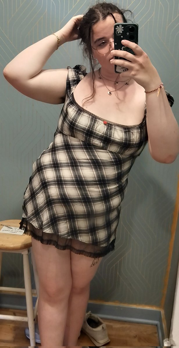 jadelazys's tweet photo. kinda got rejected yesterday... tryna feel smth (compliments appreciated if you feel so inclined) https://t.co/ejHaOxipWM