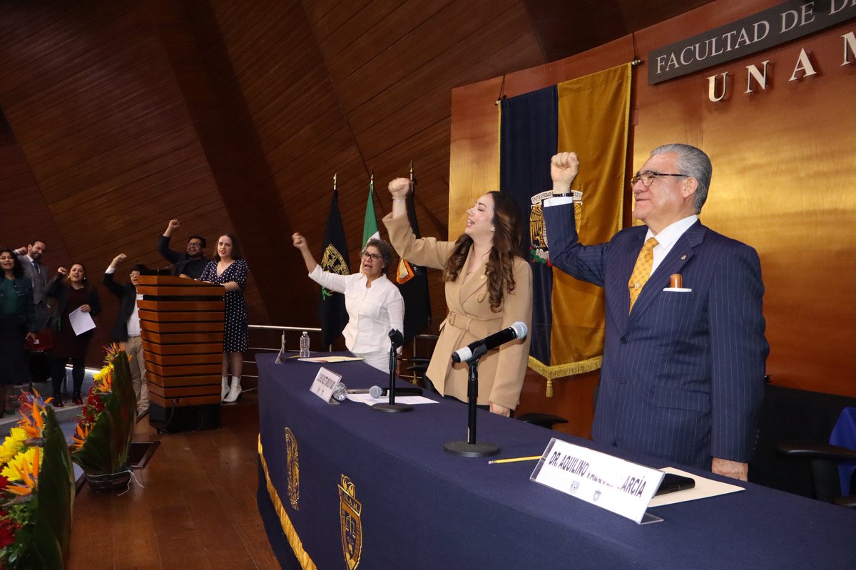 DerechoUNAMmx's tweet image. 👏🌳Nos enorgullece felicitar a nuestras compañeras y compañeros que concluyeron el Diplomado en Derecho Ambiental. ¡Enhorabuena!
#Diplomado
#OrgulloDerecho💪⚖️
#DerechoAmbiental