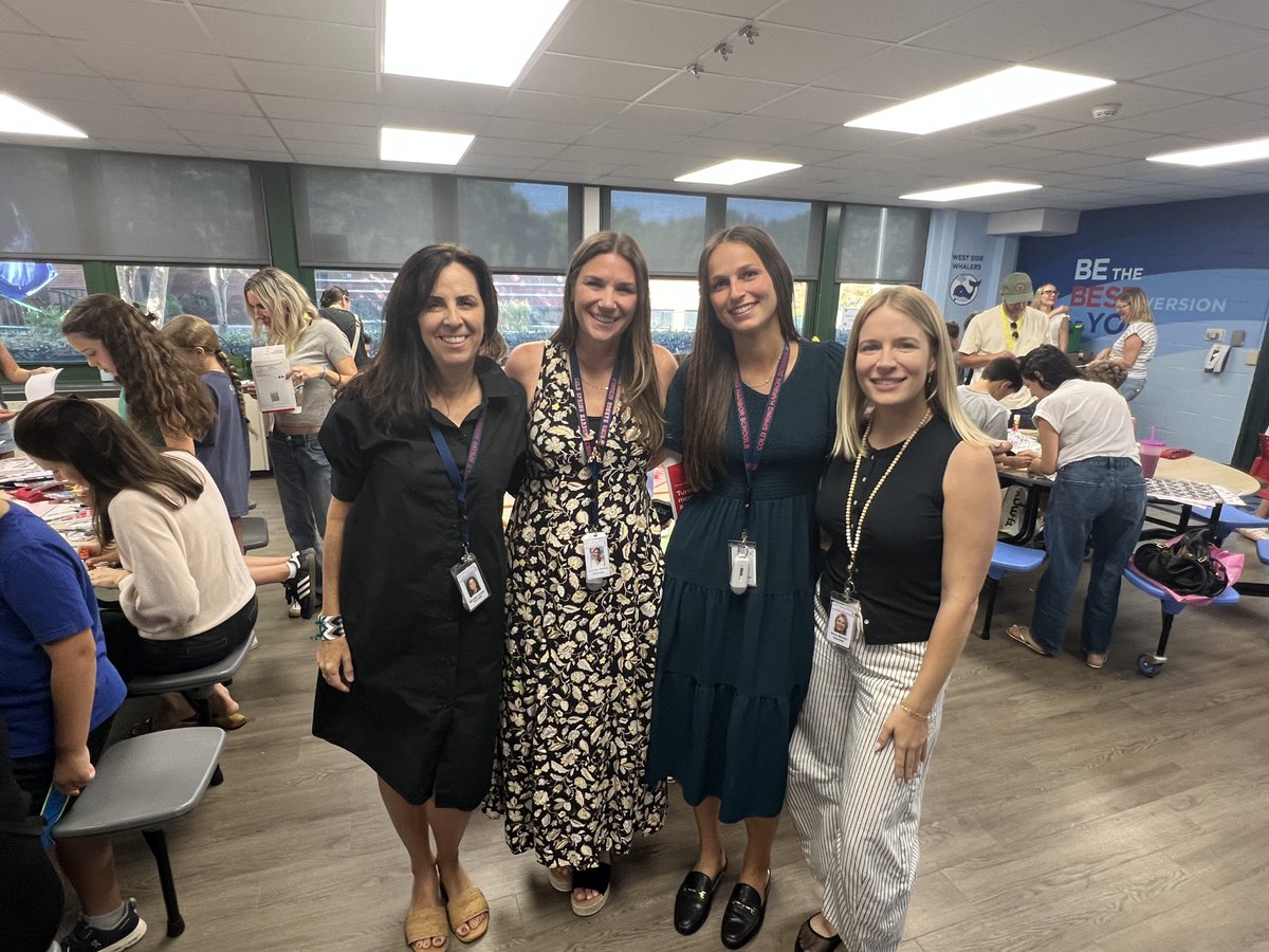 CSHWestSide's tweet image. Friday's Grade 5 Writer's Notebook Family &amp;amp; Student collaboration was such a beautiful event. Thank you to Ms. Dudek &amp;amp; our 5th Grade team for organizing this West Side tradition. #westsideschoolpride #Grade5 #WritersNotebooks #HometoSchoolPartnership #WriteEveryDay