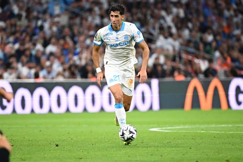 Be_OM13's tweet photo. 🚨Nayef Aguerd 🇲🇦 est élu Homme du Match de cet #OMPSG !!! https://t.co/9dDXkvbkRH