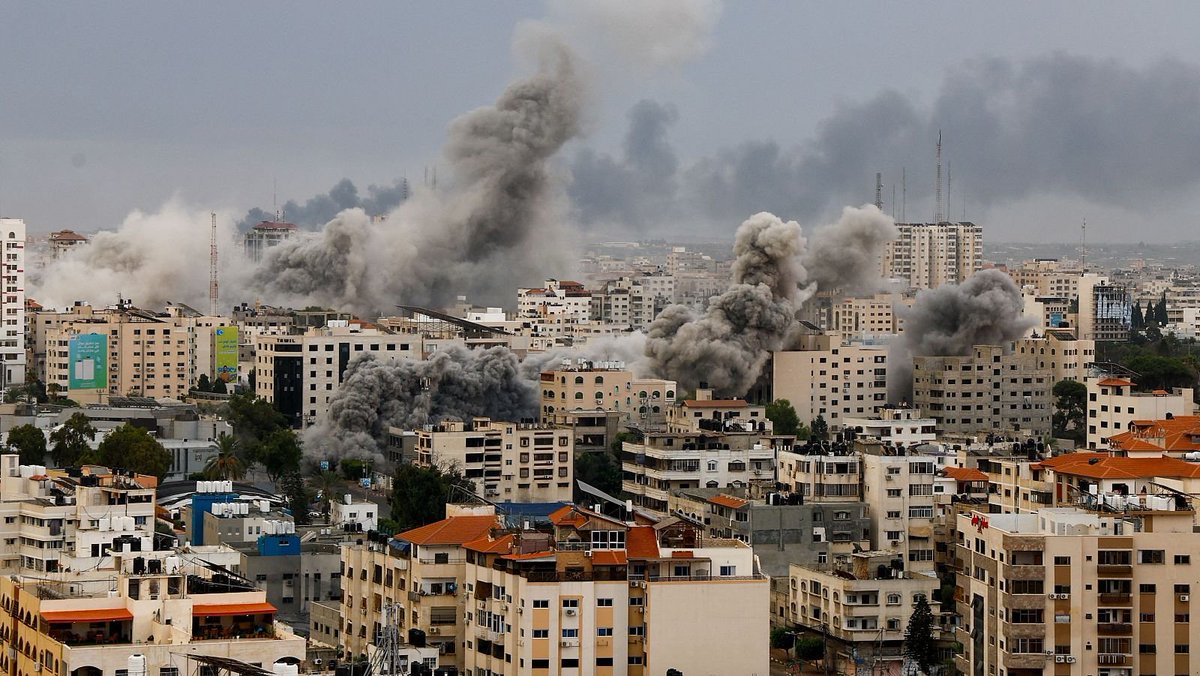 Miles de personas indefensas sufren y padecen necesidades vitales para su supervivencia, en una Palestina devastada.
#CubacaféNoSeDetiene.
