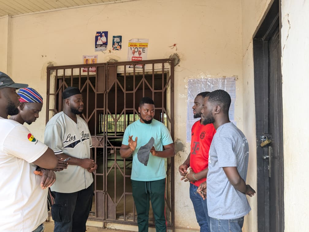 mkaghana's tweet image. Sadr MKA Ghana 🇬🇭, Afsar National Ijtema'a Planning Committee (NIPC) and some members of the NIPC meet with the feeding committee at the kitchen ahead of the  44th MKA Ghana Ijtema'a at Wa.

#mkaghana
#99NamesOfAllah
#OurGod
#Wa2025
#Ijtema2025
#KhuddamGhana
