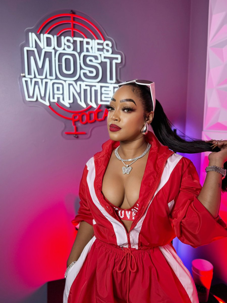 Stopped by 
TheHype 87.3 at Industries Most Wanted today! 
Salute to you Queen <a href="/TampaMystic/">TampaMystic 💜</a> it was a blast! 🫡
.
Interview coming soon! 
“Hunting Season” out now! 🎙️🏆