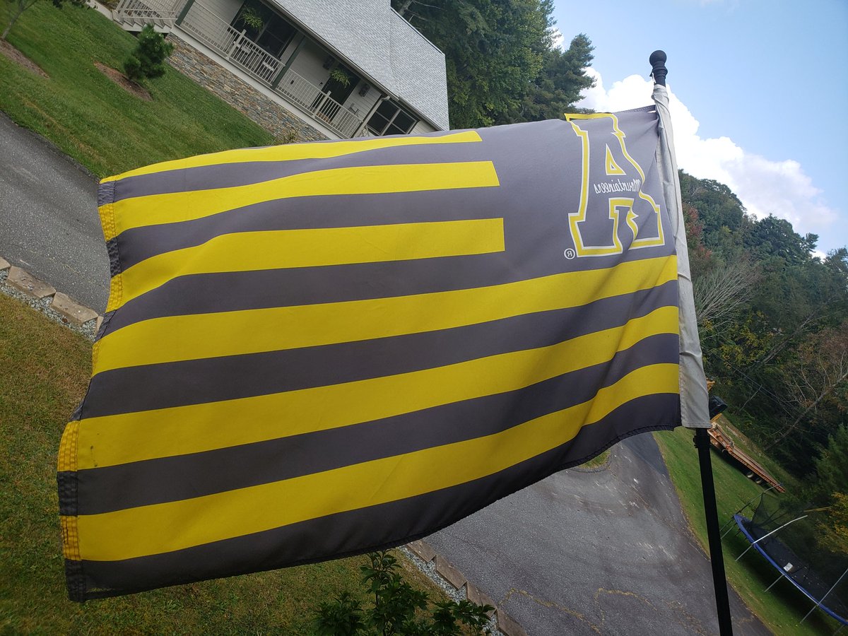 mtn2ocean21's tweet photo. @TheRealSpin4You @TodayIGiveMyAll @TrippMiller4212 @StewsWright @HouseUnited2 @ASUTomNerad @AppStateMBB @MountainTopApp1 @SSN_AppState @coachkatiepate Flying the A proudly in Blowing Rock. Rest easy Coach.  You'll be missed my friend! https://t.co/06sT1j41NK