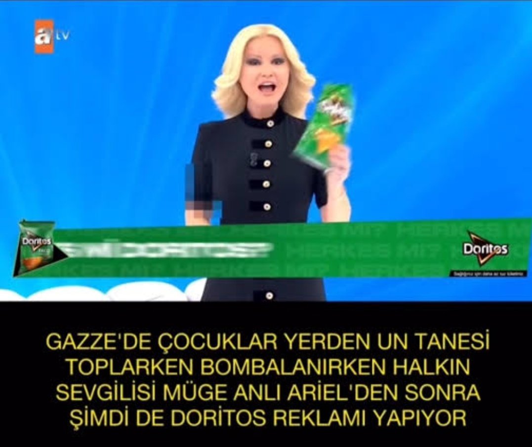 Niye şaşırıyoruz ki kendisi seve seve İsrail ürünlerini reklamını yapıyor!
 Savaşta katil siyonistlerden yana olur,sokakta katil itlerden yana...