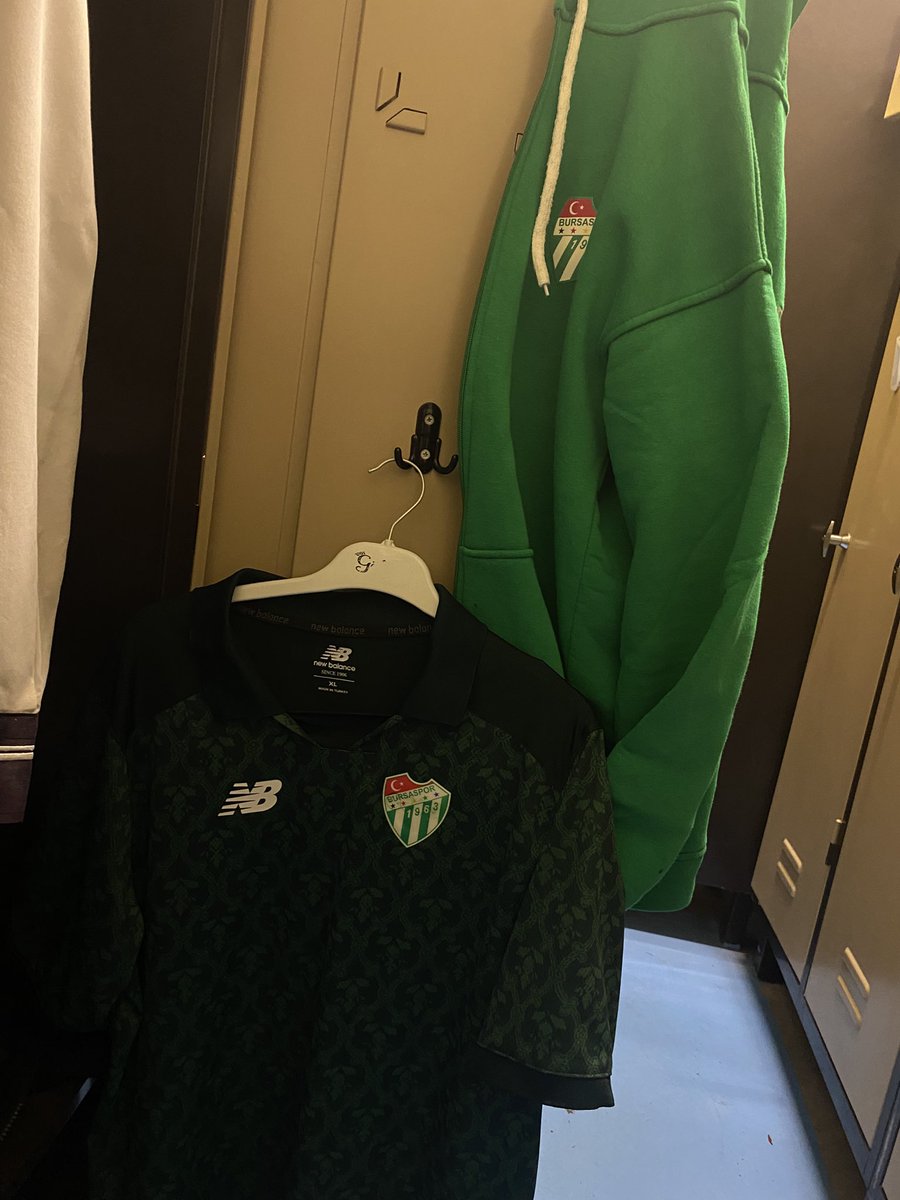 Formalar çok iyi Retro 93 ve Teksas tataftar forması aldım #Bursaspor