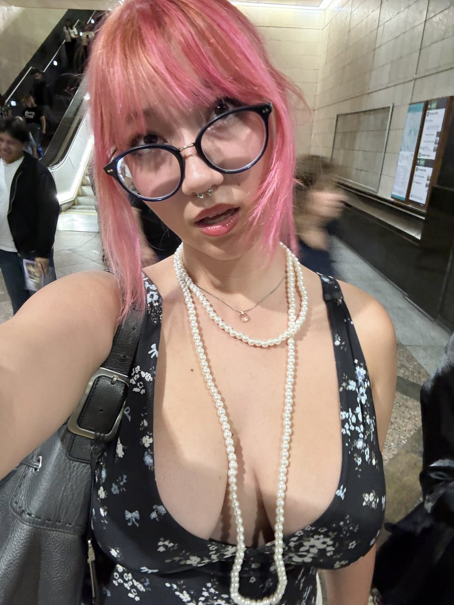 aud ☆ tweet media
