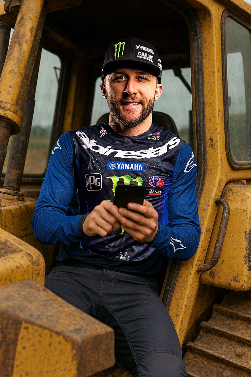 imtravismarx's tweet image. #imonthedozer