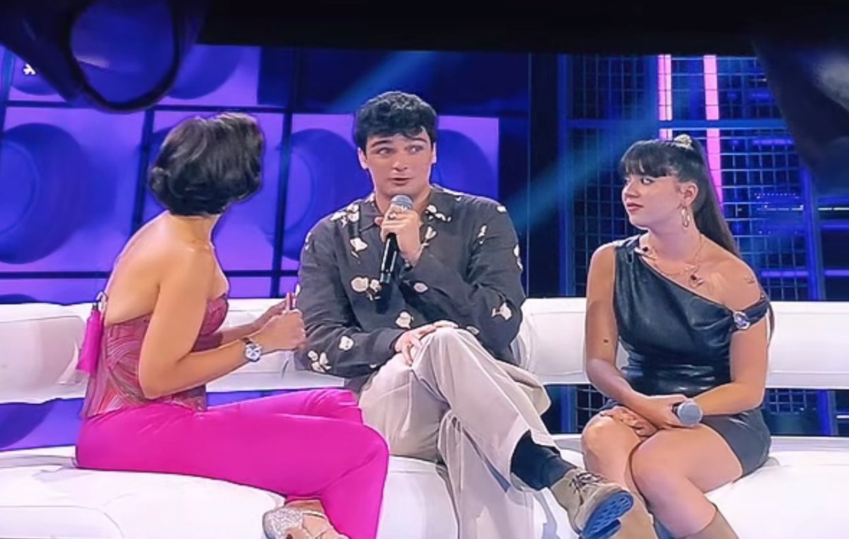 ¿A qué hora dicen que están esperando un hijo para que se cancelen los juegos del hambre? #OTDirecto22S