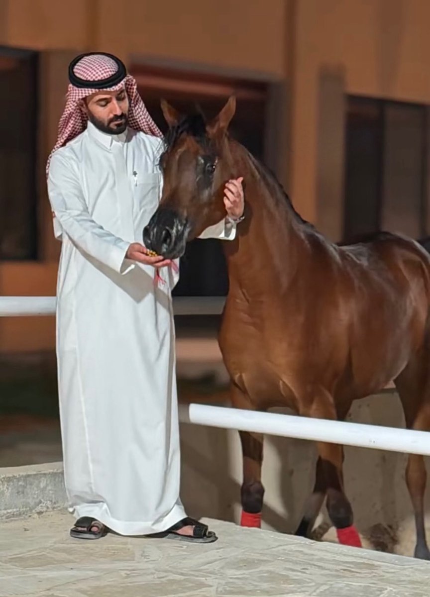 اكتب اسمه واكتب النعم قبله وبعده 
سلطان السعد 😎☝🏻