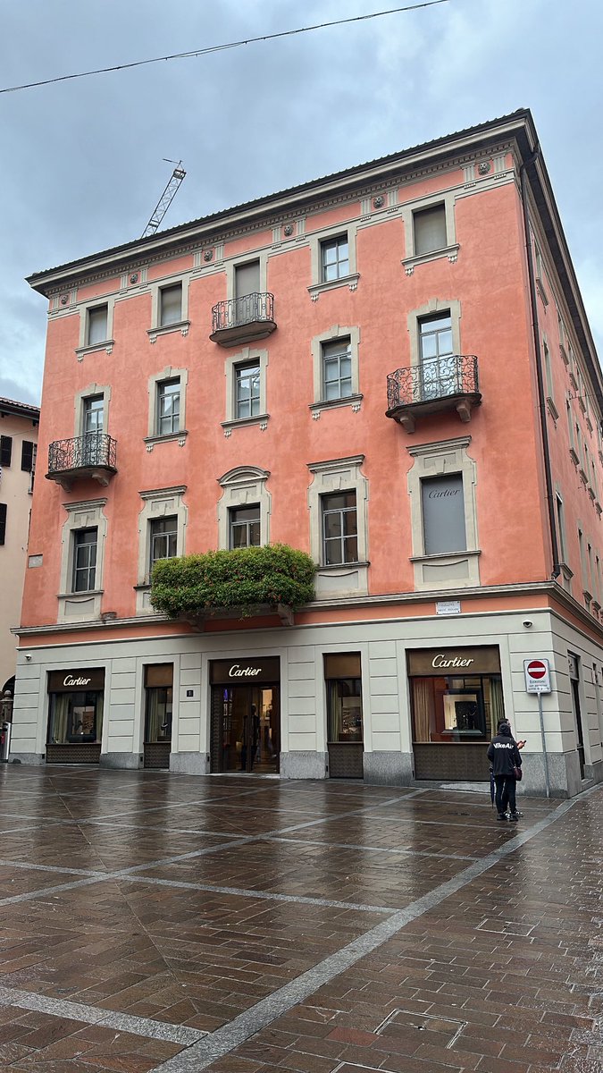 ManarAlsulltan's tweet photo. Lugano 🇨🇭 https://t.co/WSrtMaGTpo