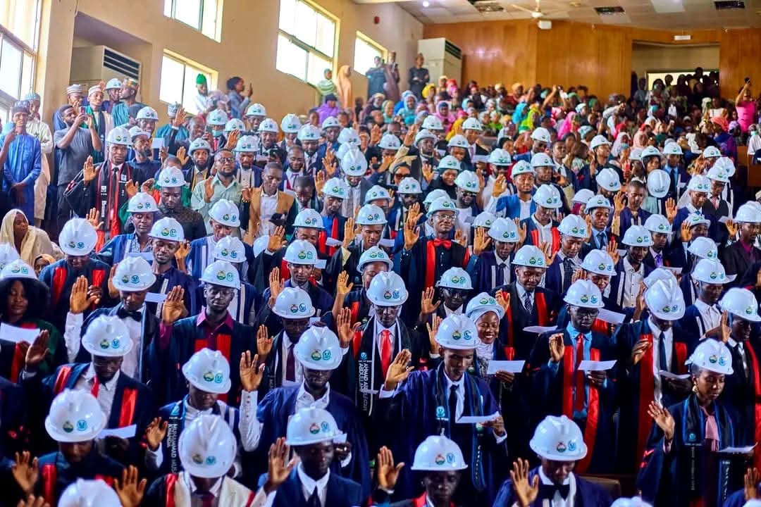 The_Balewites's tweet photo. On this day, last year, ATBU Bauchi graduated the finest engineering students in Nigeria. 
The future of science and technology is in safe hands. 

#ATBU https://t.co/xcThg57OJx