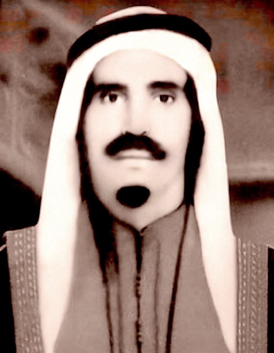 rti2i's tweet photo. وانصوه واوقف عليه اوقاف 
وتلقون من يحتمي الواني 

اليا صابت اهل النضا خفخاف
توجدو   عيد سلطاني*

زبن الخضري الدعجاني من قصيدة له

*عيد بن سلطان المحيّاني الدعجاني

#الدعاجين https://t.co/xDnP2Cx5Yy