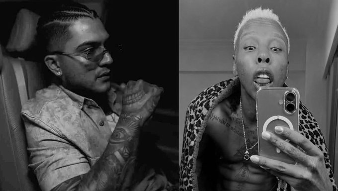 B-King sentado en un automóvil, vestido con una camisa estampada y gafas de sol, con tatuajes visibles en los brazos. Regio Clown tomándose una selfie, vistiendo una chaqueta con estampado de leopardo, sosteniendo un iPhone con un anillo de luz y mostrando tatuajes en el pecho.