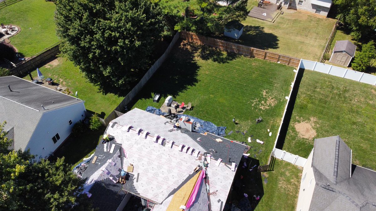 MacawServices's tweet photo. A strong roof means peace of mind. 🏠✨ At Macaw Construction we deliver roofing solutions built to last in Davidson / Charlotte &amp; nearby cities.

#RoofingCharlotte #RoofingHuntersville #RoofingCornelius #RoofingDavidson #RoofingMooresville #HomeImprovement #RoofReplacement #UUEE https://t.co/SoPNY8CGsC