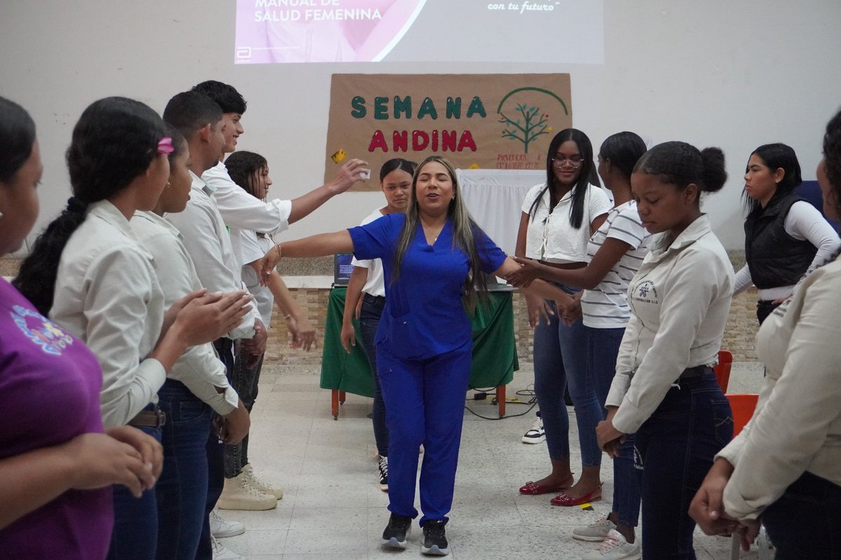 En la #SemanaAndina, el Centro Agroempresarial de <a href="/SENAenBolivar/">SENA Bolívar Oficial</a> promovió la prevención del embarazo adolescente con charlas, actividades lúdicas, sensibilización, feria educativa, pruebas de VIH y vacunación.💚#SomosSENA
