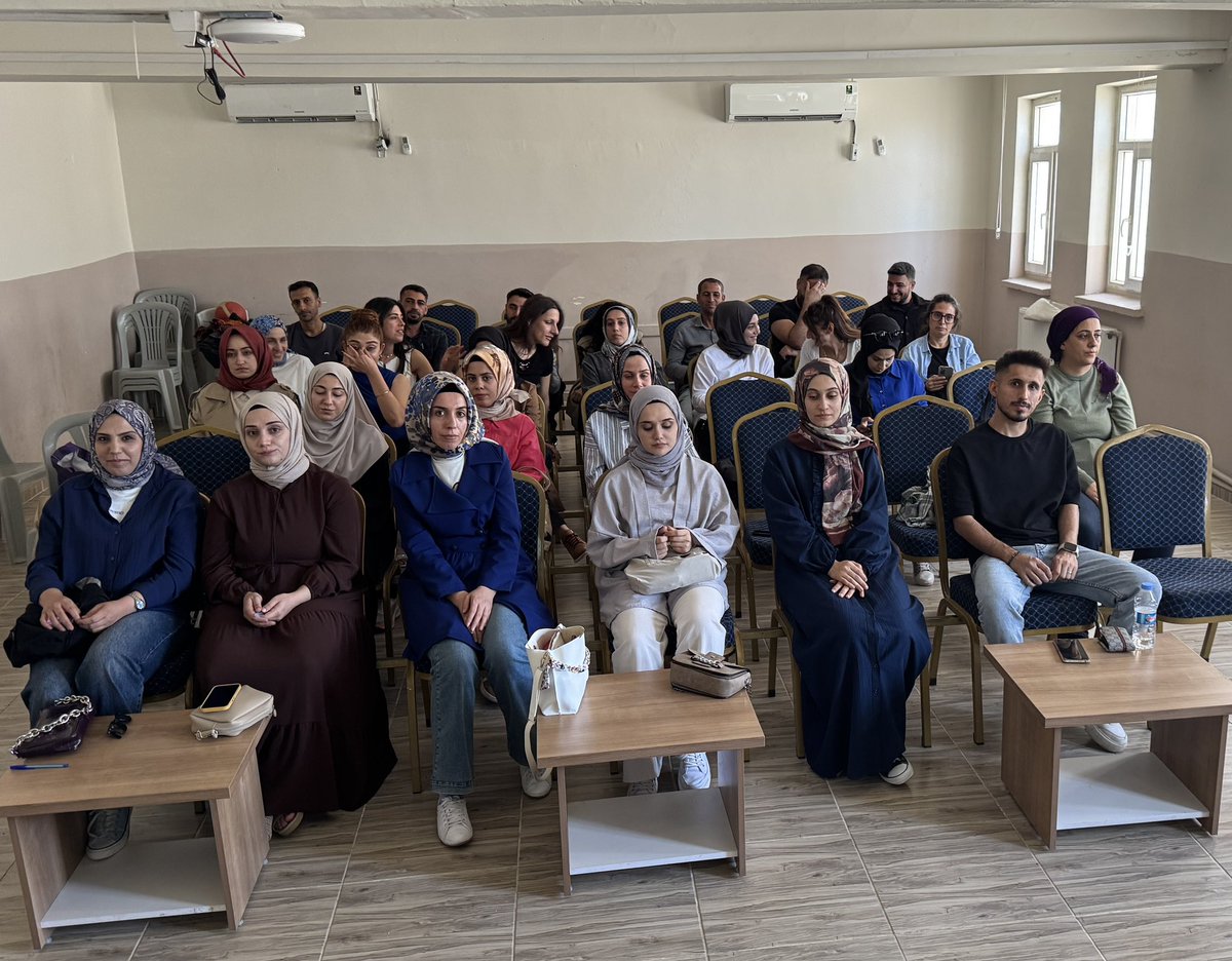 İlçe Milli Eğitim Müdürlüğümüze bağlı okullarda görev yapan ücretli öğretmenlere
 “Çalışanların Temel İş Sağlığı ve Güvenliği Eğitimi” verildi.
<a href="/tcmeb/">Millî Eğitim Bakanlığı</a> 
@Yusuf_Tekin
<a href="/omurfatih/">Ömür Fatih Karakullukçu</a>
<a href="/meb_dhgm/">Destek Hizmetleri Genel Müdürlüğü</a> <a href="/mebisgb/">İşyeri Sağlık ve Güvenlik Birimi Daire Başkanlığı</a> <a href="/ozkan_meb/">Özkan AVCI</a>
<a href="/sadoglu_salih/">Salih Sadoğlu</a>
<a href="/berhuni47/">Hasan BERHUNİ 🇹🇷</a>
<a href="/MustafaKndrn21/">Mustafa Kandıran</a> <a href="/IsgDiyarbakir/">Diyarbakır İl MEM İşyeri Sağlık ve Güvenlik Birimi</a>
<a href="/HaniKaymakamlik/">T.C. Hani Kaymakamlığı</a>