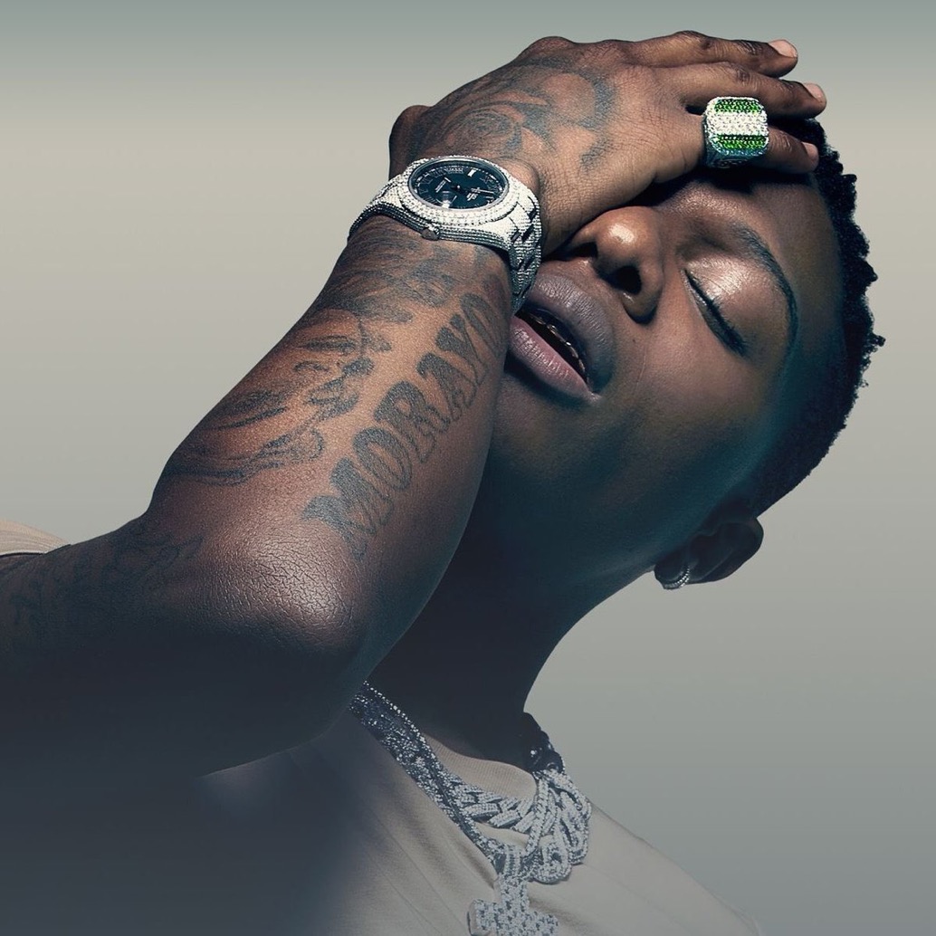 chartsafrica's tweet image. “Made In Lagos” album by @wizkidayo has now sold over 900,000 units in the US..

-It’s the first-ever African Album to reach this mile.