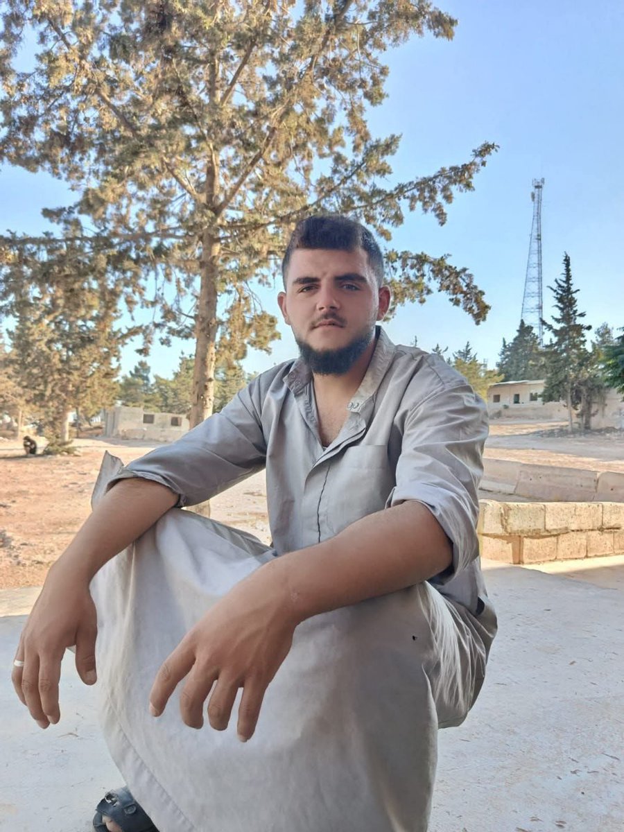 #Syria: a member of the Defense Ministry was killed today at the Layramoun roundabout, after being targeted by SDF/YPG from area of Sheikh Maqsoud (#Aleppo-city). 

This is the first deadly incident the area has seen in a while.

He was from Ararib countryside (W. Aleppo).