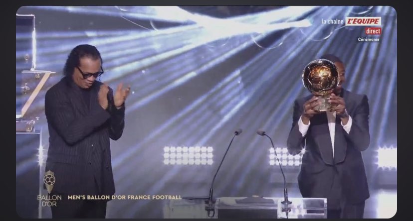 leonkibondo's tweet photo. OUSMANE DEMBELÉ JE PLEURE 😭😭😭❤️❤️❤️❤️❤️❤️❤️❤️
#BallonDor #LeBO #OusmaneBallonDor #ousmanedembele https://t.co/e58R3j2XtX