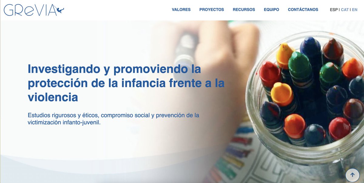 Todos los ataques de hoy me recuerdan a los que recibíamos cuando investigábamos los abusos sexuales en la Iglesia, o cuando lo hacíamos con la explotación sexual en centros residenciales. Se trata siempre de lo mismo, atacar a aquellos que defienden a las víctimas. ¡Y seguimos!