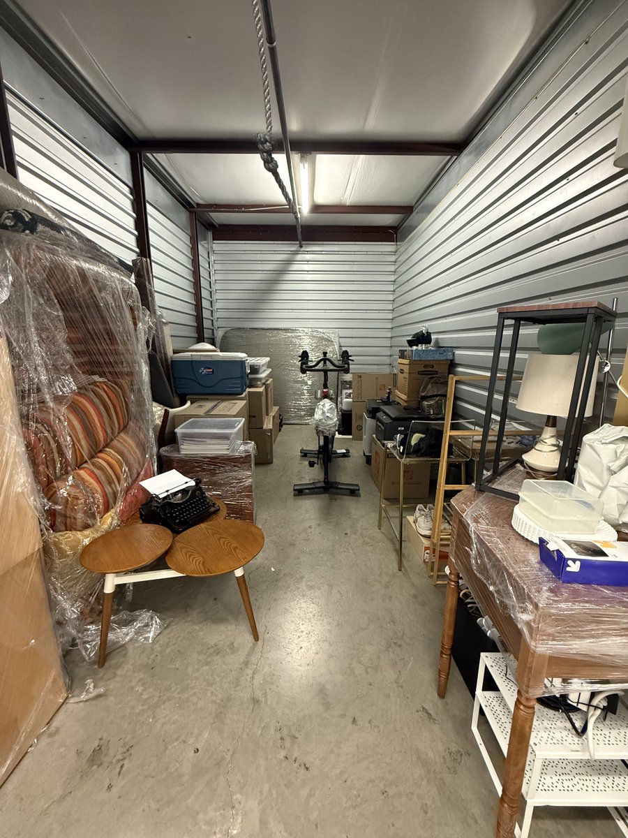 Almost done sorting, packing, offloading. Some stuff stored w/ a friend, some stuff ready for Norway, the rest given away via buy-nothing-new. Turns out a spreadsheet of my entire life’s possessions is the best endorsement for anti-consumerism I've seen yet.