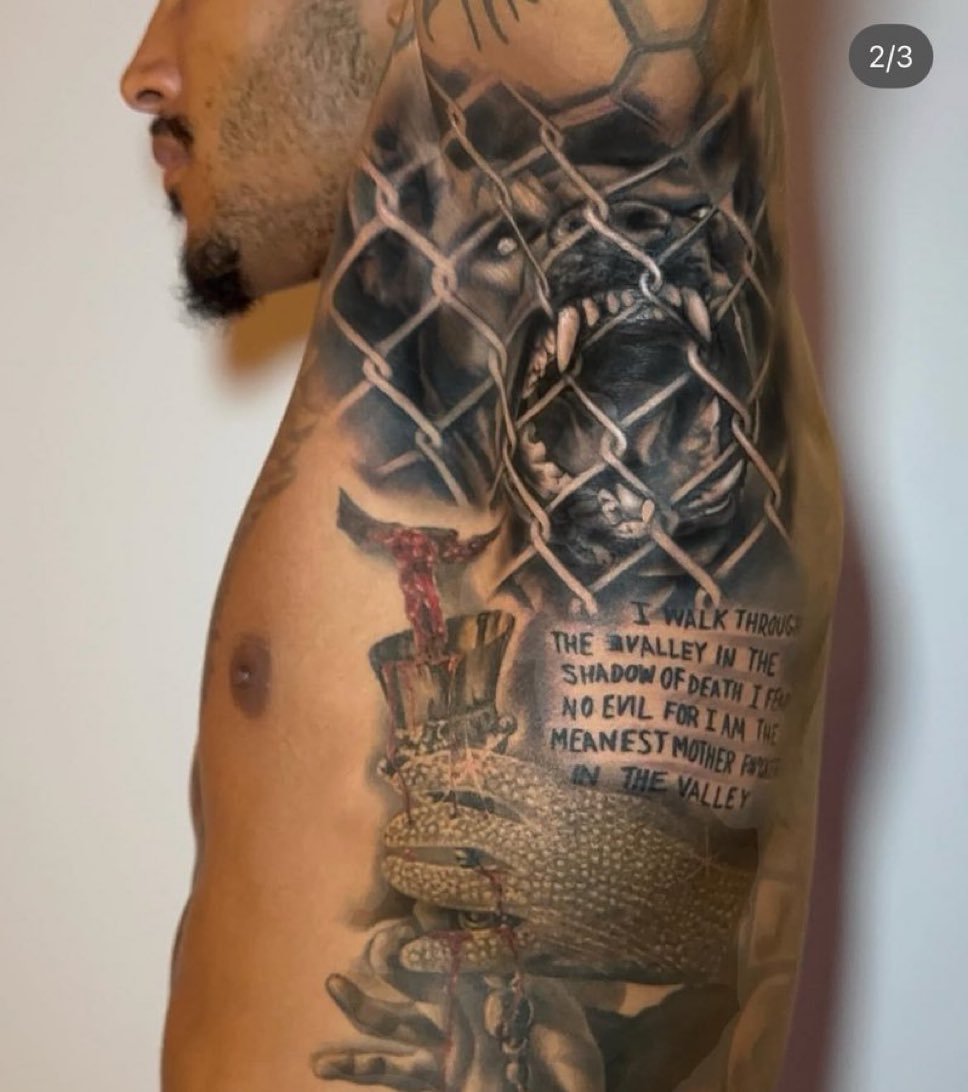 SleeperSpurs's tweet image. Sochan got some new ink 🐾⛓️ 
#PorVida #SpursNation