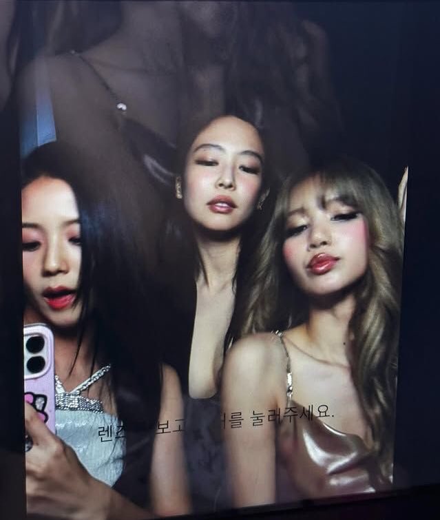 stifflalisa's tweet image. amooooo união #ot3
