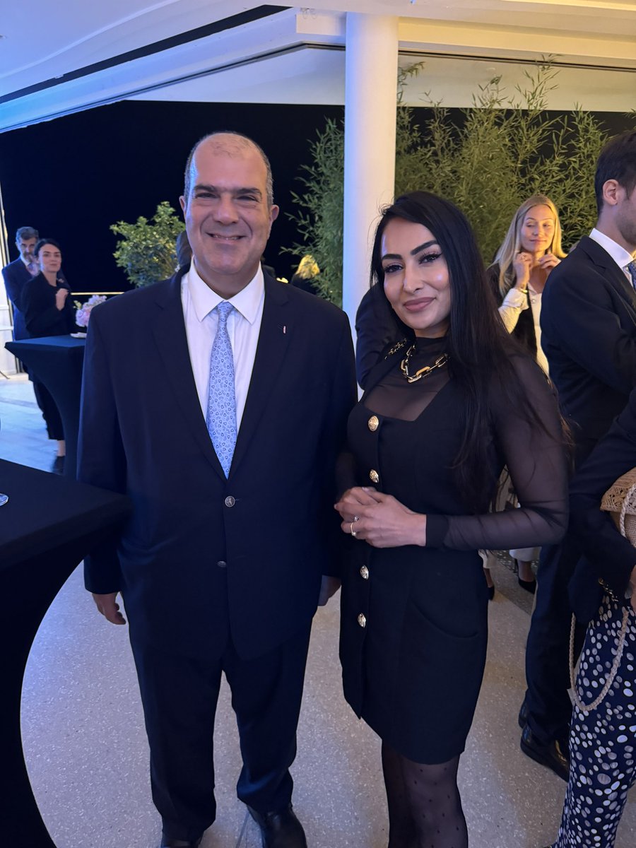 CatherineNesbi9's tweet image. What does every BILLIONAIRE I've met have in common that you could learn from?

🔥Value their time greatly...hey spend it exactly how they ant to and have no guilt saying NO to the activities that don't serve them.

#startupbusiness #capitalraising #vcfund #fundmanager