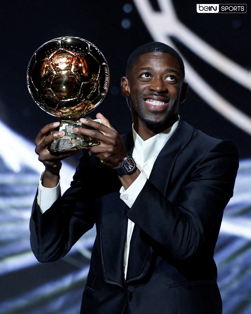 ⭐ "Söndü" denirken yeniden parlayan yıldız: Ousmane Dembele!

✅ Fransız yıldız, Paris Saint-Germain ile geçirdiği müthiş sezonun ardından Ballon d'Or ödülünün sahibi olmayı başardı!

#ballondor