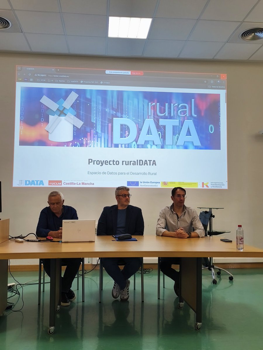 Hoy hemos celebrado el Kick off Meeting del proyecto #ruralDATA con la presencia del Director general de la Oficina del Dato de la <a href="/JCCM/">JCCM</a>. 
    ✅5 grupos de I+D+i <a href="/uclm_es/">Universidad de Castilla-La Mancha</a> 
    ⚙️3 casos de uso
   🧰 &gt;10 proveedores de datos
Más info: ruraldata.eu