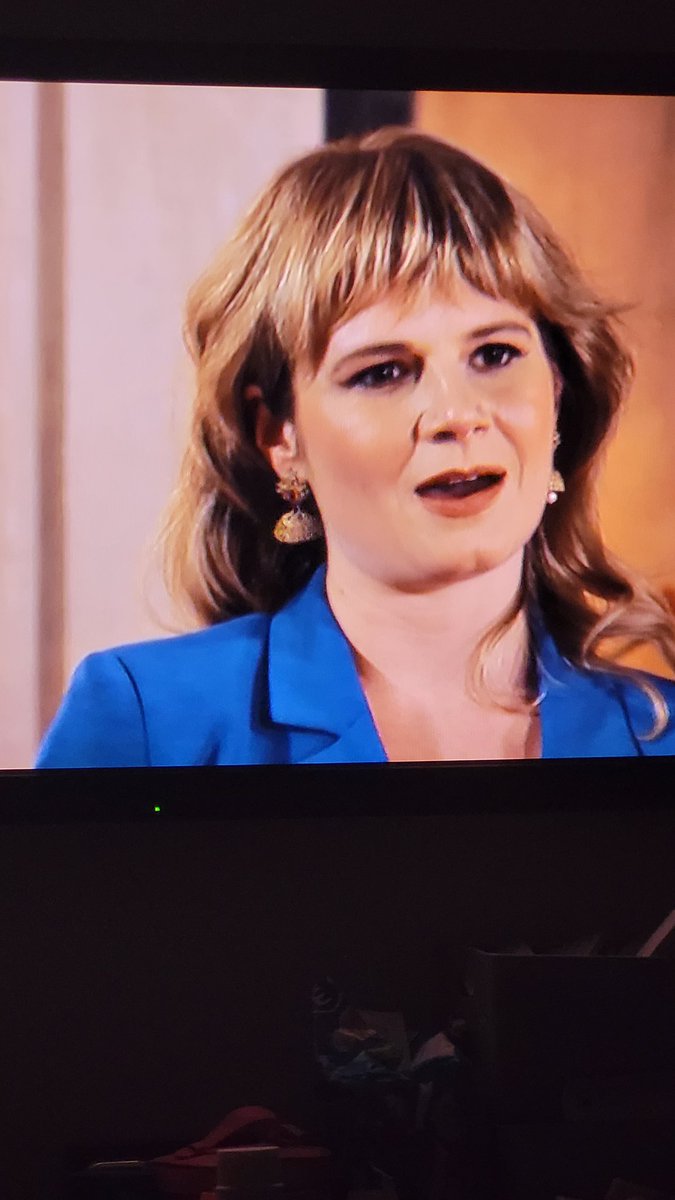 #mafsuk Between these 2, Grace has got no hope of happiness. Bet the suck the joy out of everything.