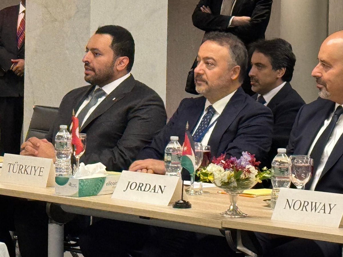 Bakan Yardımcımız Nuh Yılmaz, BM 80. Genel Kurulu Yüksek Düzeyli Haftası marjında Mısır, Almanya ve Filistin'in evsahipliğinde New York’ta düzenlenen “Gazze'nin Erken Toparlanması ve Yeniden İnşası” konulu toplantıda hitapta bulundu. 

Bakan Yardımcımız Yılmaz, Filistinlilerin