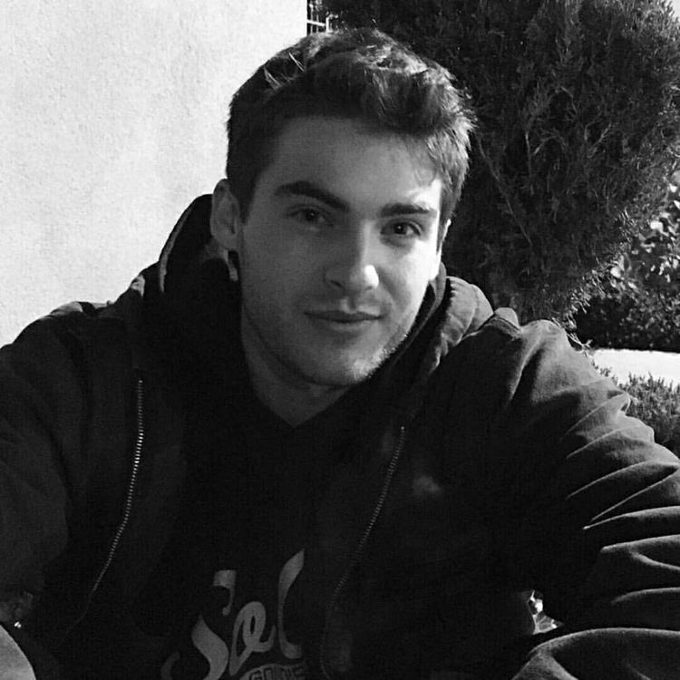 codysarchives's tweet image. 