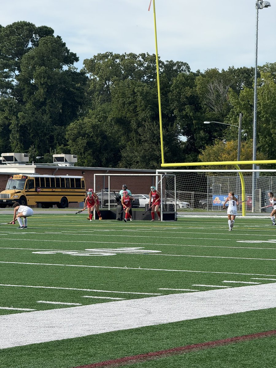kempsactivities's tweet photo. Congratulations to our Varsity Field Hockey team who got the W in overtime against PA! @KHS_Chiefs https://t.co/B4kJ9jFi2v