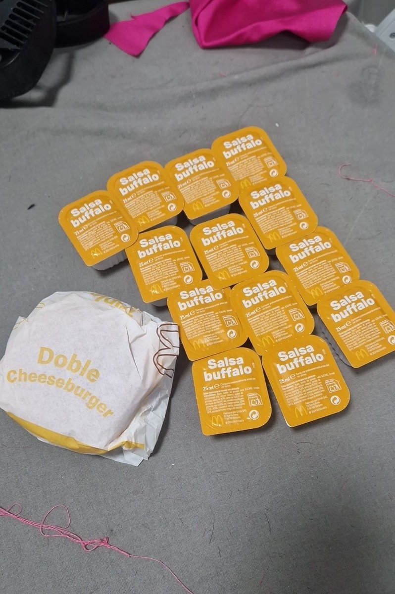 Una  cena de woman vamos...