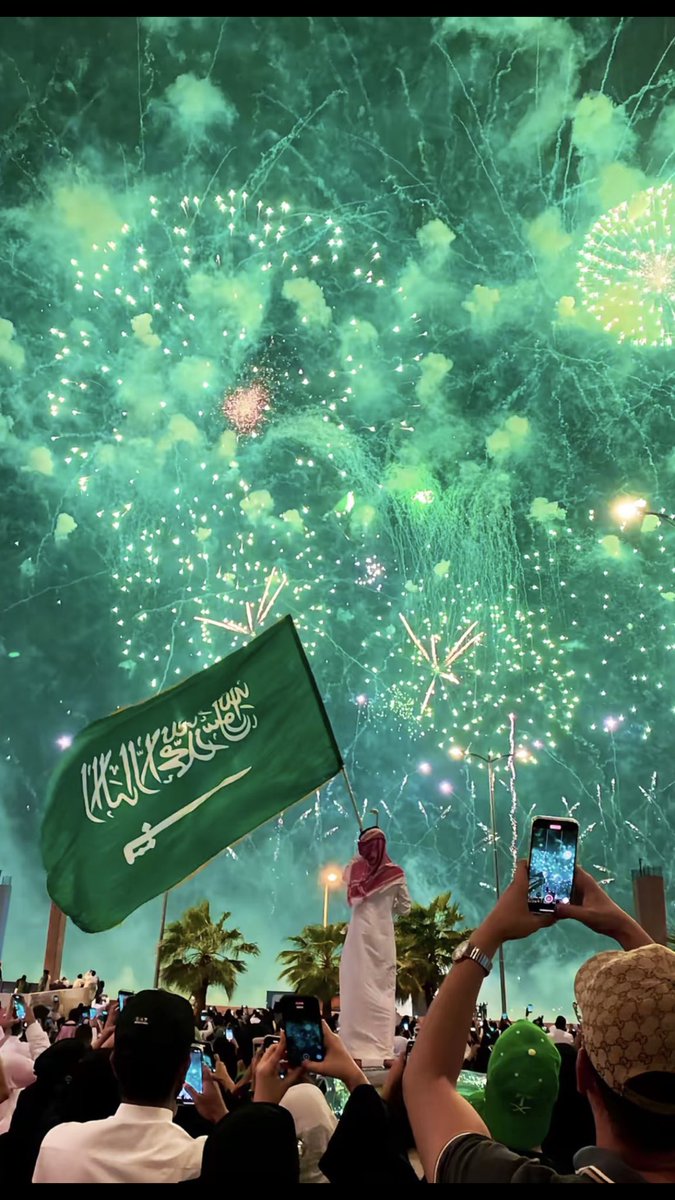 yy6662's tweet photo. #اليوم_الوطني_السعودي https://t.co/Z8iR28xaKf