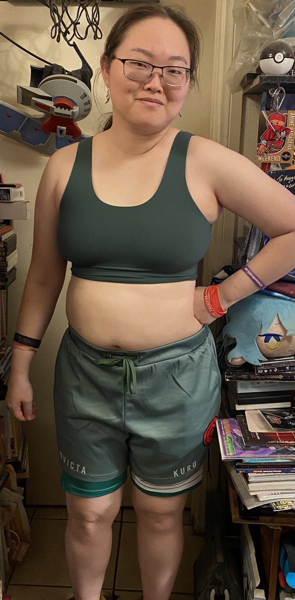WolfBunnyCosply's tweet photo. Just got these really awesome Rock Lee themed performance shorts from @InvictaKuru 
They’re comfy as hell and there’s even an inner pocket for a phone 
:3
#invictakuru #Naruto #NarutoShippuden #RockLee #athleticwear https://t.co/LsJFN31kRd