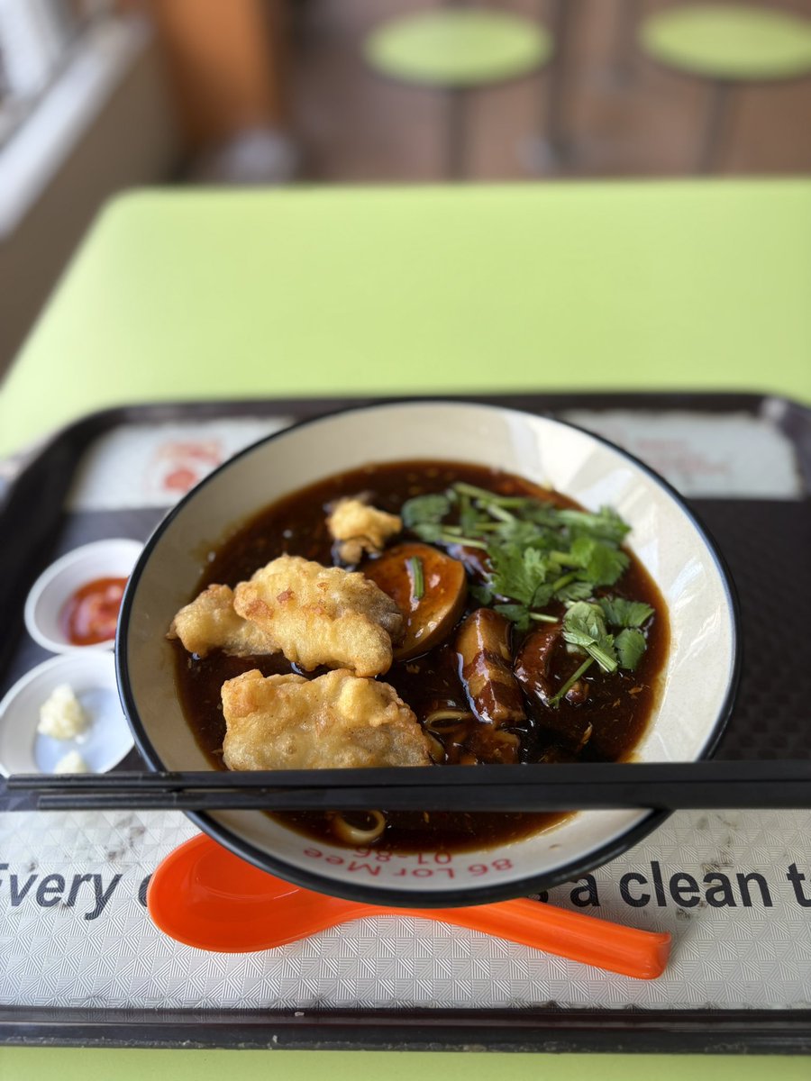 EEP_506's tweet photo. シンガポールで外食の機会があると割と積極的に麺をチョイスしている。 https://t.co/ezsKMVAFqZ