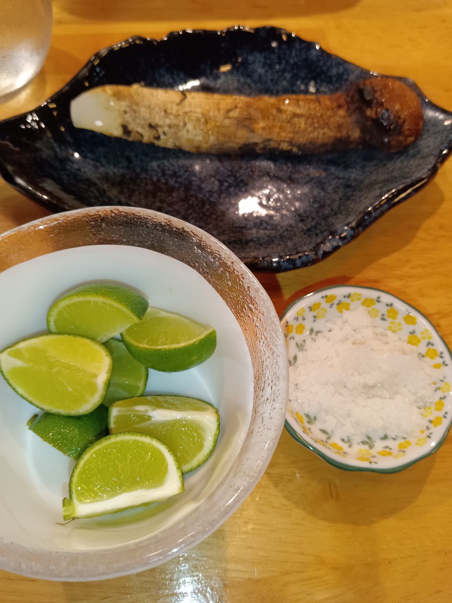 crazymonkey0909's tweet image. 昨夜は
第59代GHCジュニアヘビー級王者・高橋ヒロム選手のお誘いで
松茸狩りへ🍄‍🟫

一生分の松茸を堪能🍄‍🟫

【銀座 かいど】の大将、ご馳走様でした！！
そして
チャンピン！！
ありがとうございました！！

今日の試合も頑張ってね💪

ワス🐵