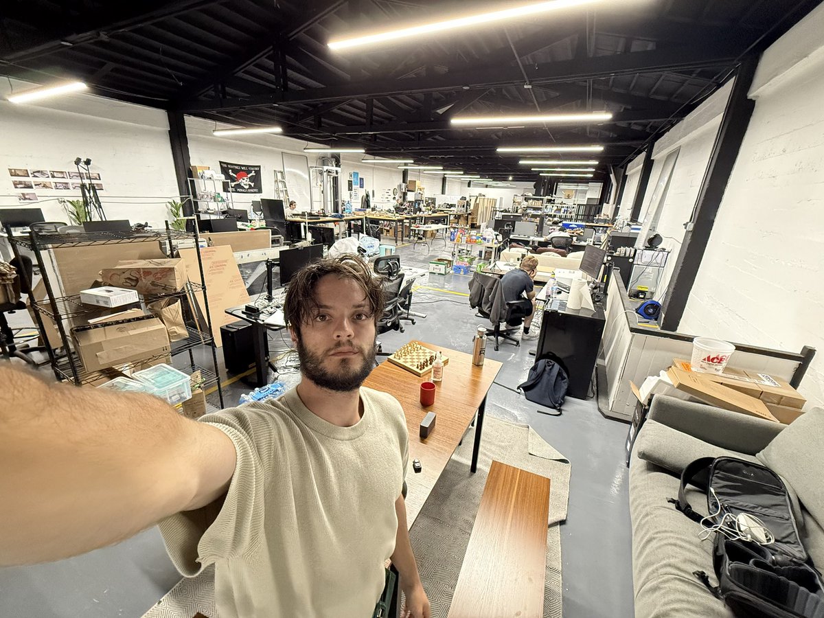 super8n's tweet image. im hosting a hardware residency:

- only scrappy/relentless builders
- no SAAS allowed
- access to everything in this room

goal is to go from design to shipping product by end

hmu if you want to pullup