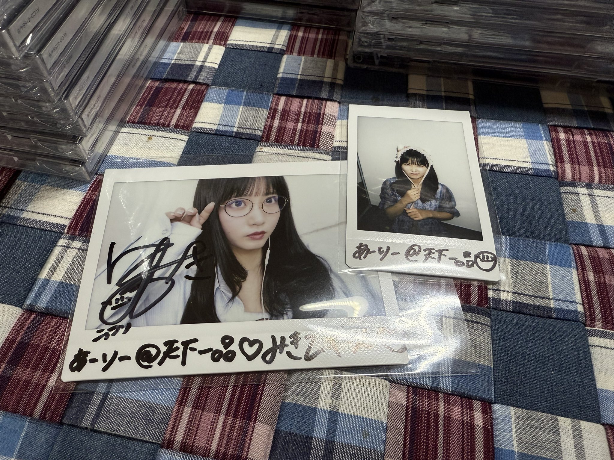 伊藤美来 チェキ 5169H3zR+HL.jpg_BO30,255,255,