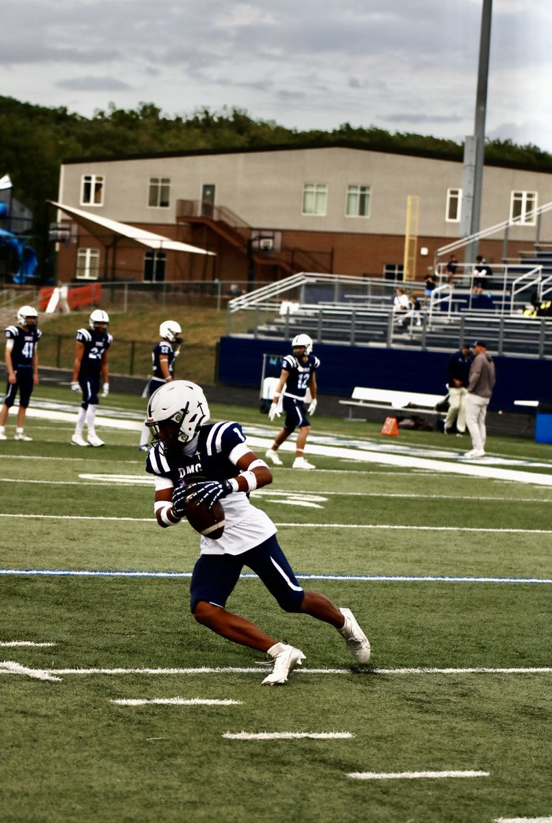 Week 4 ✅
Keeping faith, staying locked in, praying for my brothers 🙏🏽
#defense and #specialteams
DMCS 44 - 31 over Creston