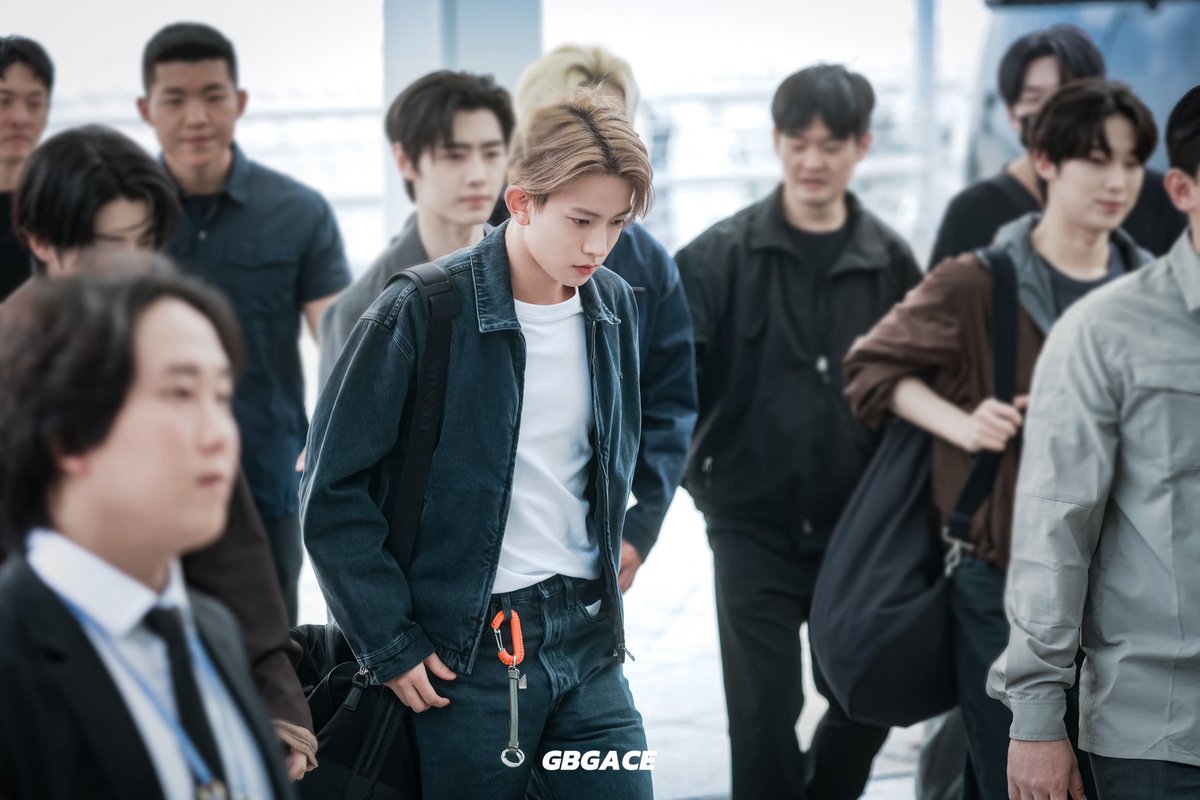 #HEESEUNG  #ENHYPEN  #희승 #李羲承 

250923 ✈️