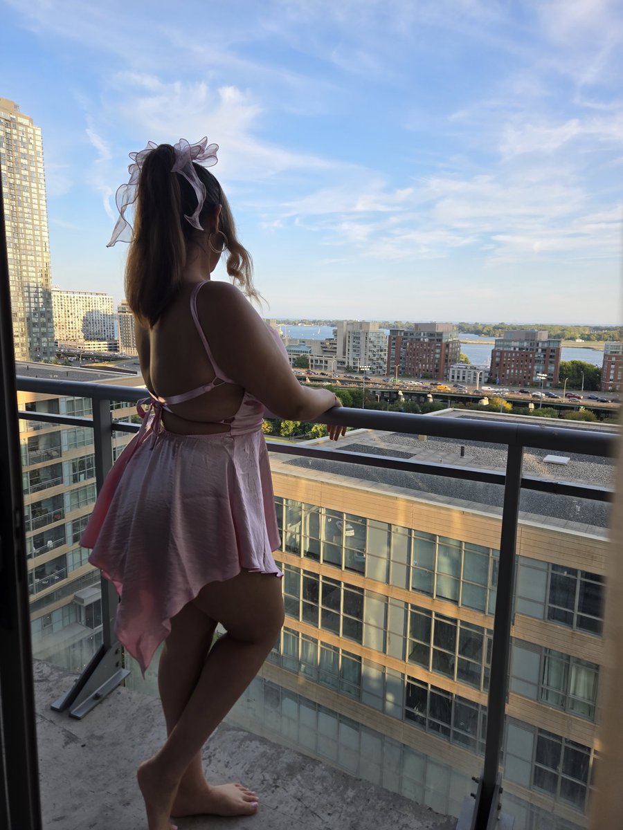 mishellyyy's tweet image. #TheSincerelyTour