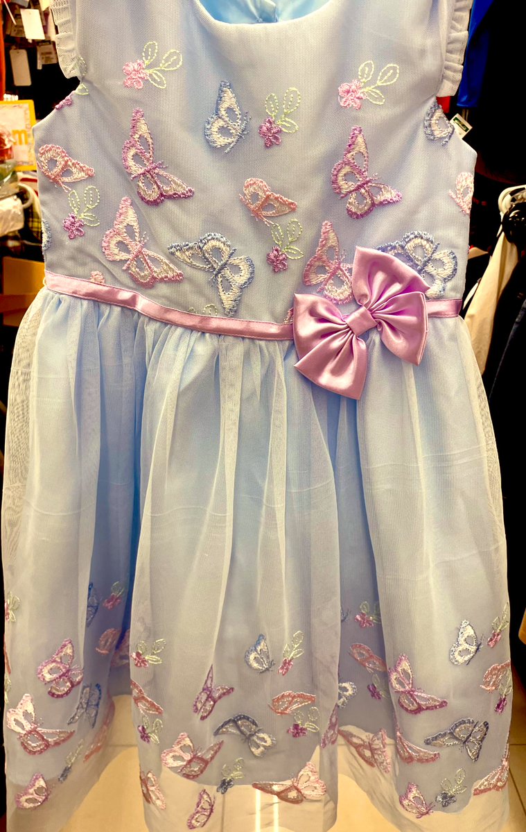 offhouse_befu's tweet image. ハロウィンの仮装やセレモニーやパーティで使えるキッズドレス👗💖
たくさん揃ってます👧🏻🎀
#オフハウス
#キッズ
#ドレス
#仮装
#ハロウィン
#パーティ