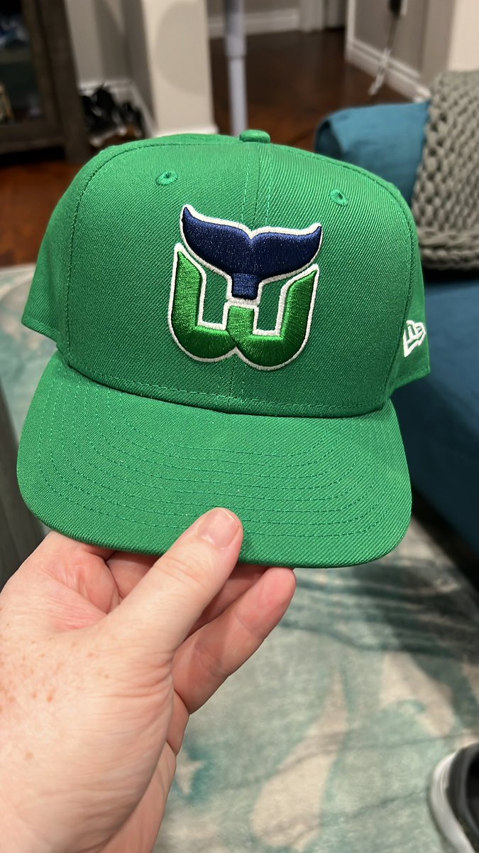 Truthhonkfortwo's tweet photo. Been a LONG time since we did #hatchat on Twatter but this is worth posting #whalers #brassbonanza https://t.co/qKRO9QhLIR